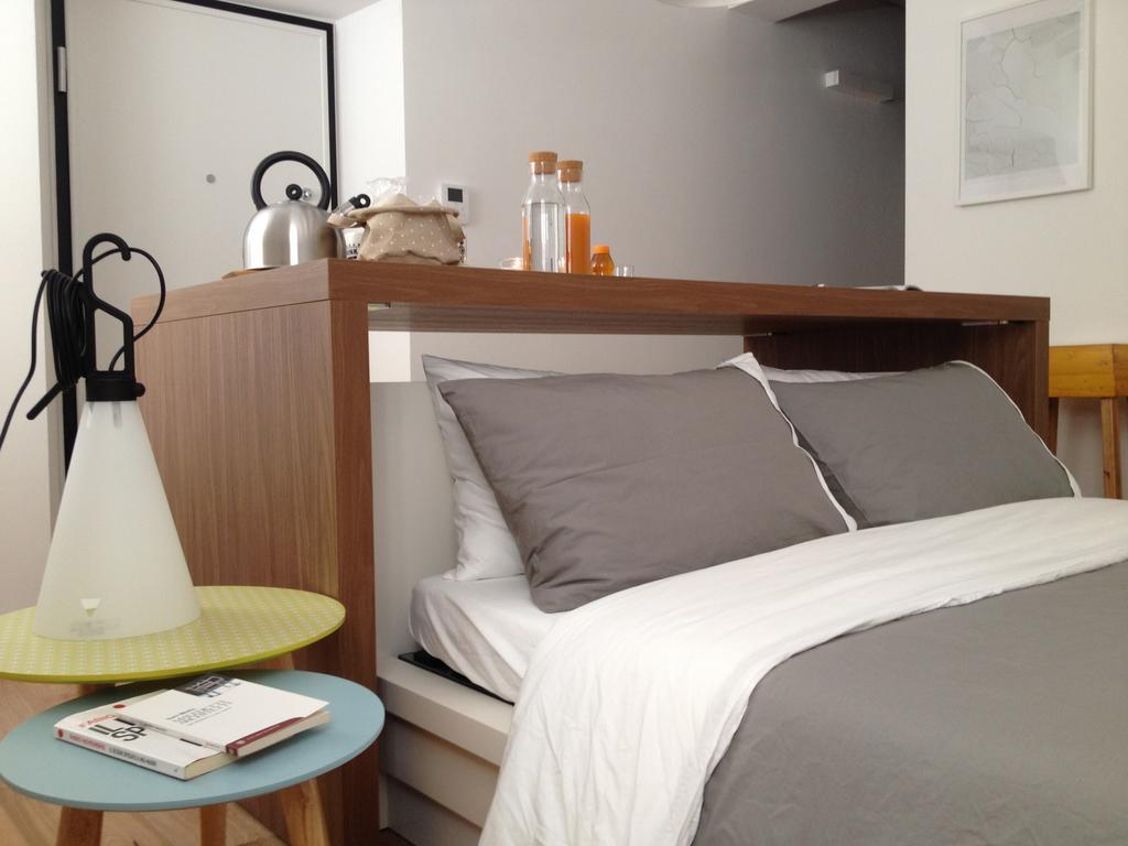 2409 Parma Apartment Room photo